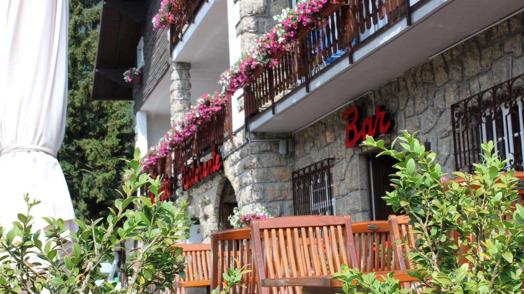 Hotel Des Alpes Castione della Presolana Extérieur photo