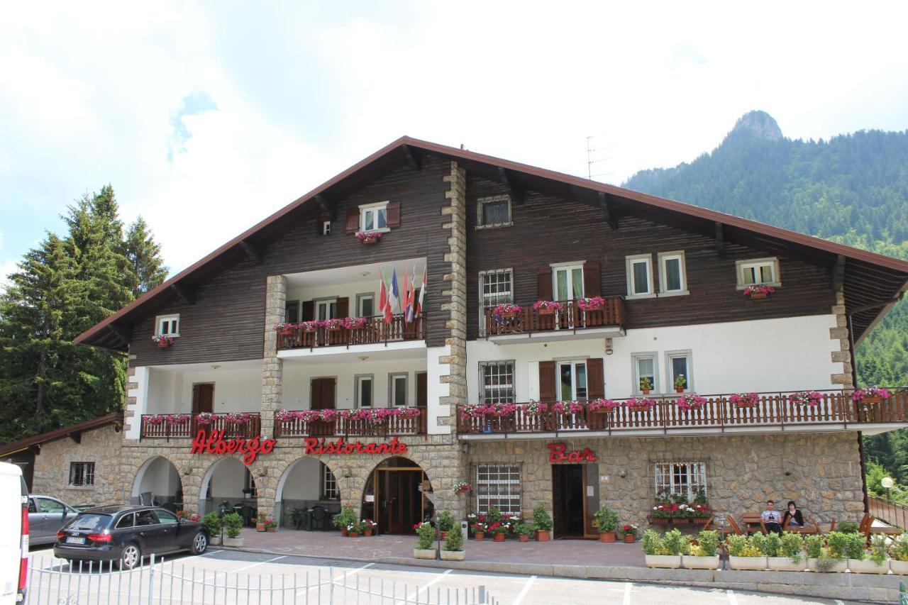 Hotel Des Alpes Castione della Presolana Extérieur photo